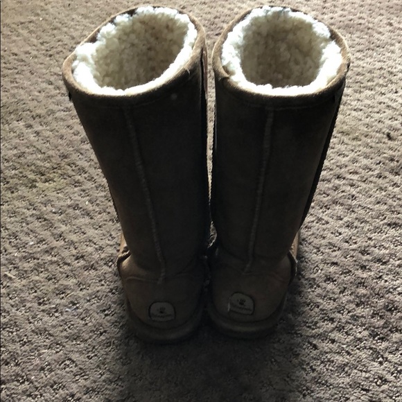 Boots - Picture 2 of 3